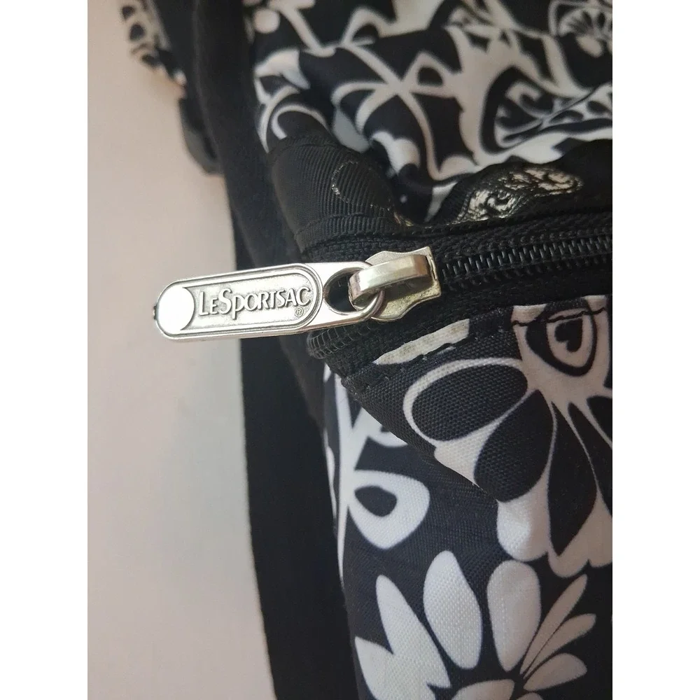 Rare VTG LeSportsac 15